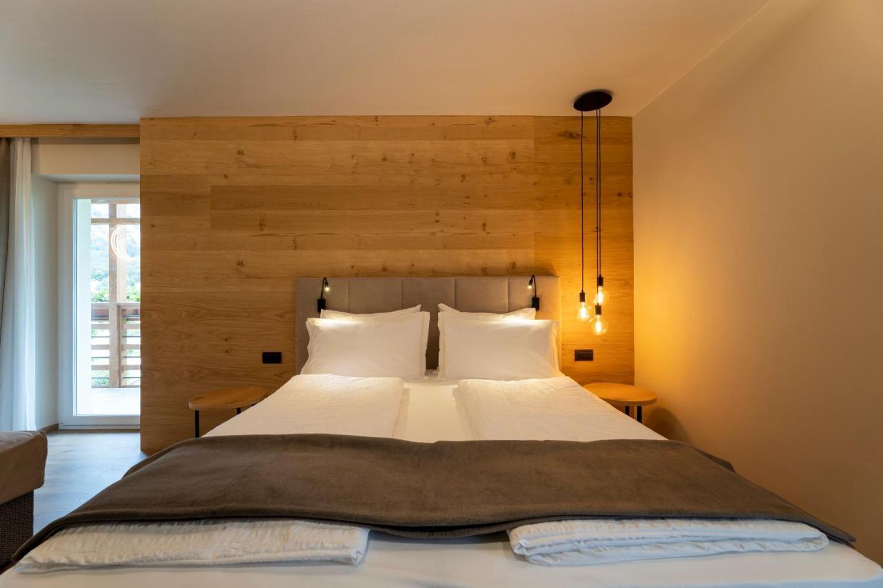 Hotel Lido - Slow & Natural Living Molveno Bagian luar foto