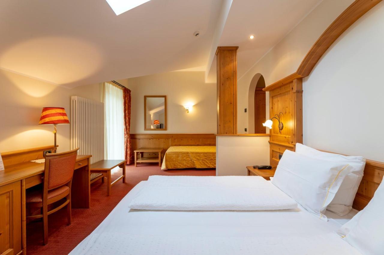 Hotel Lido - Slow & Natural Living Molveno Bagian luar foto