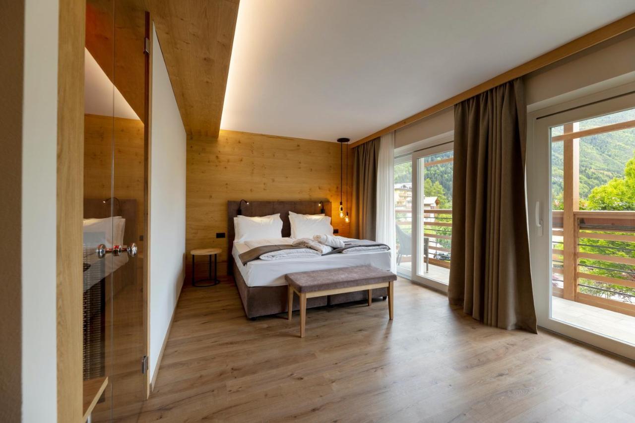 Hotel Lido - Slow & Natural Living Molveno Bagian luar foto