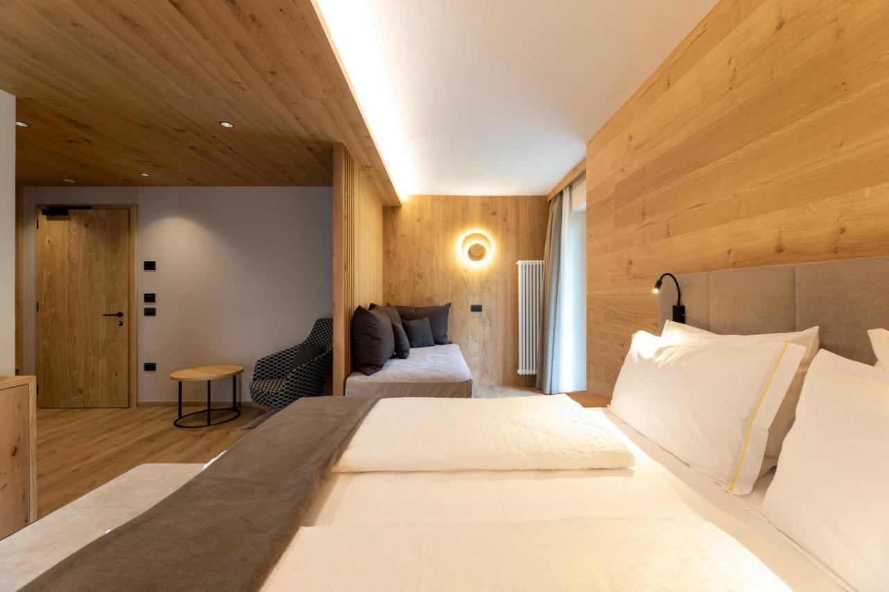 Hotel Lido - Slow & Natural Living Molveno Bagian luar foto