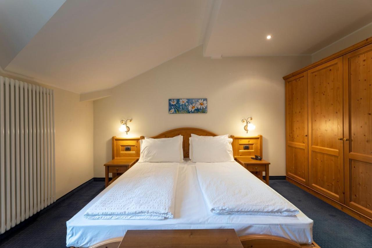 Hotel Lido - Slow & Natural Living Molveno Bagian luar foto