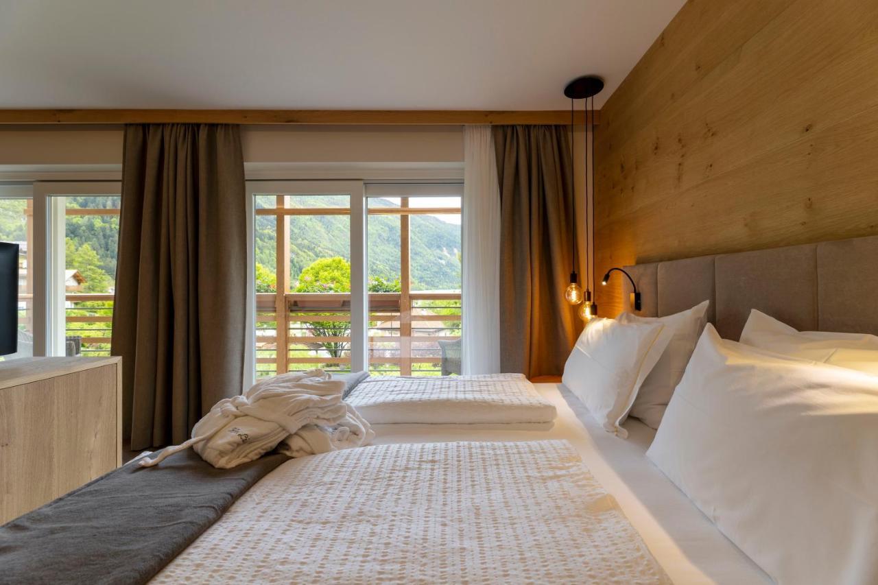 Hotel Lido - Slow & Natural Living Molveno Bagian luar foto