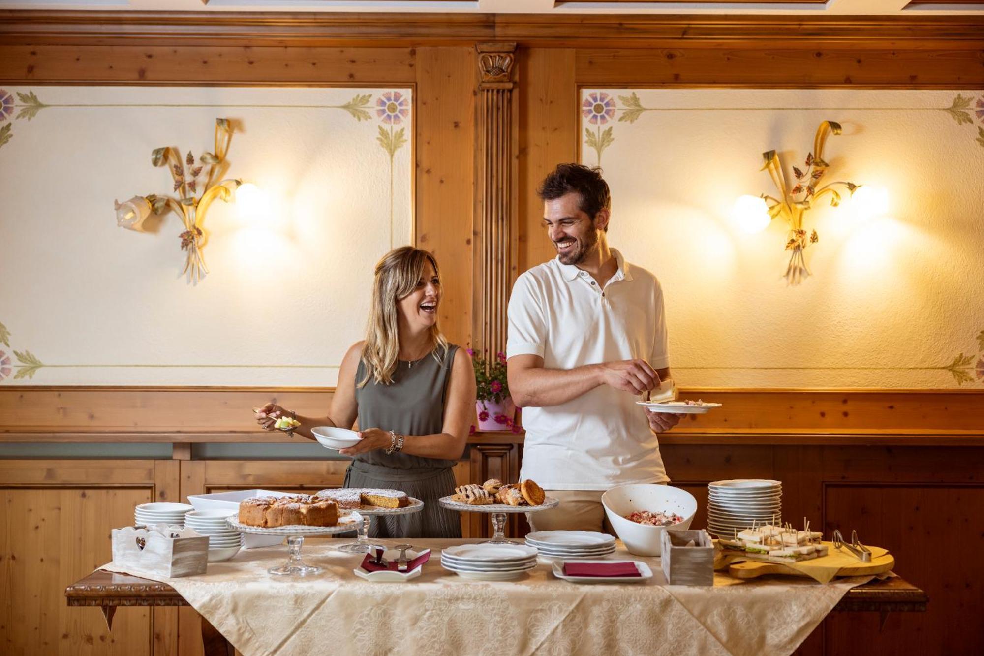 Hotel Lido - Slow & Natural Living Molveno Bagian luar foto